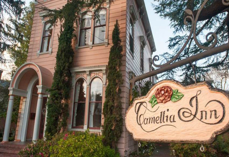 Healdsburg, CA: Camellia Inn. 