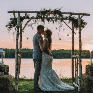 bobs to renew your vows - Wedding couple by the Lake at Wolf Cove Inn, ME