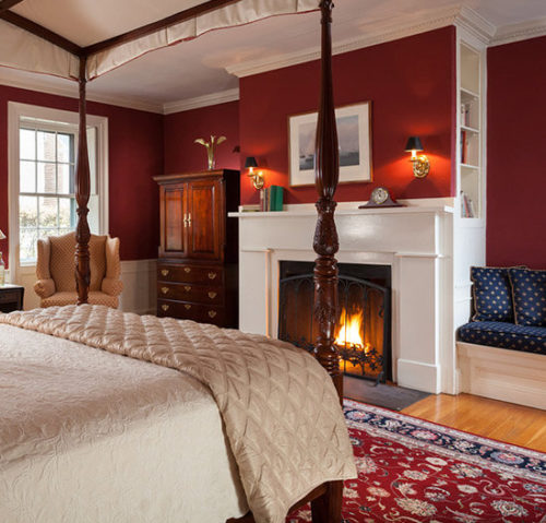 The Harbor Light Inn MA King Suite Fireplace
